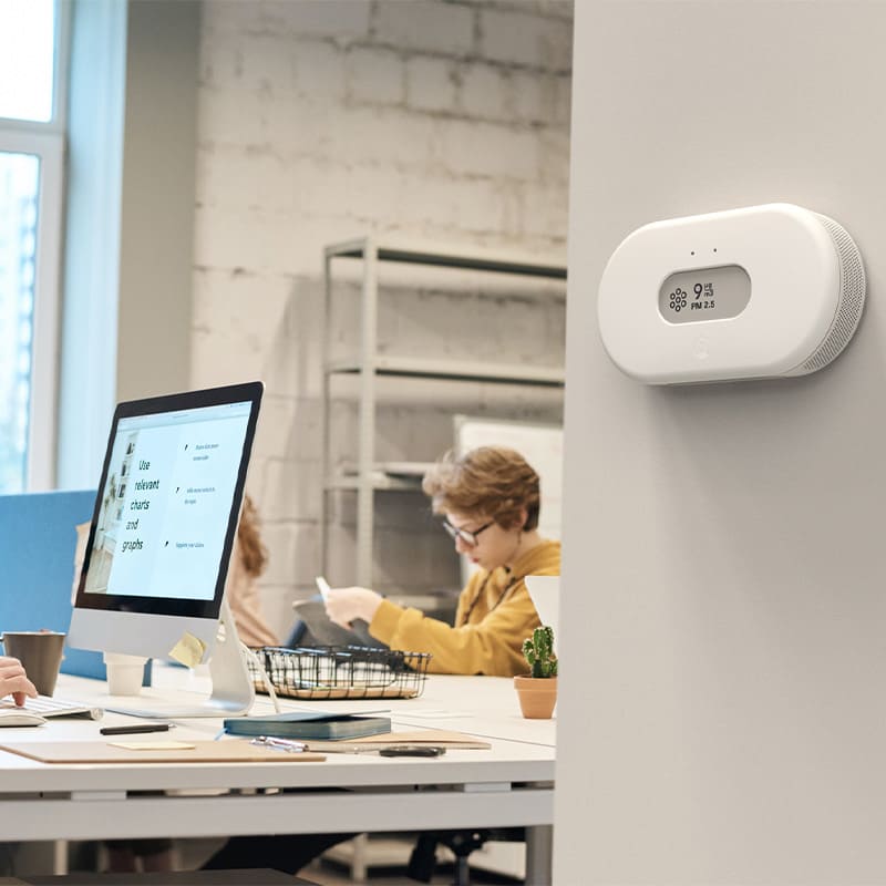 Space Pro: Smart CO2, VOC, Temperature, Humidity Monitor for Commercial Buildings