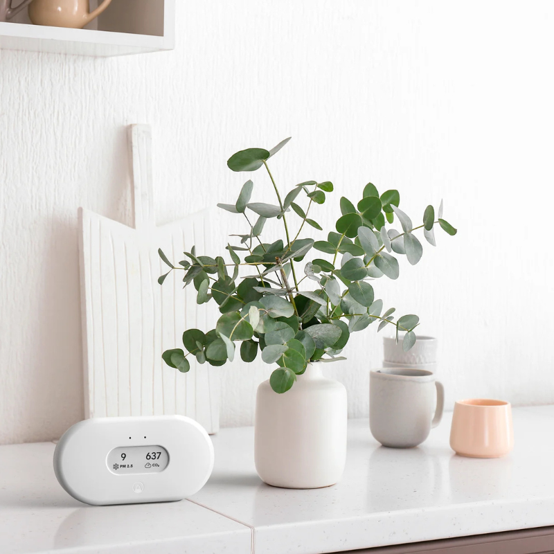 Space Pro: Smart CO2, VOC, Temperature, Humidity Monitor for Commercial Buildings